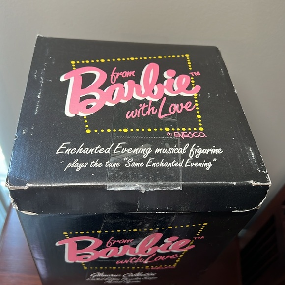 Limited Edition Porcelain Bisque Musical Figurine Barbie Glamour Collection - Picture 16 of 17